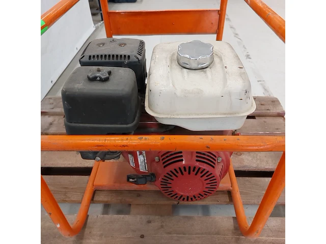 Aggregaat benzine 3,6kva 2x230v pa europower generators, ep4100, bouwjaar 2018 - afbeelding 4 van  8