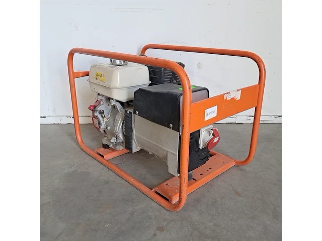 Aggregaat benzine 6,5kva 1x230v ra 1x400v, europower generators, ep6500t, 2015 - afbeelding 1 van  11