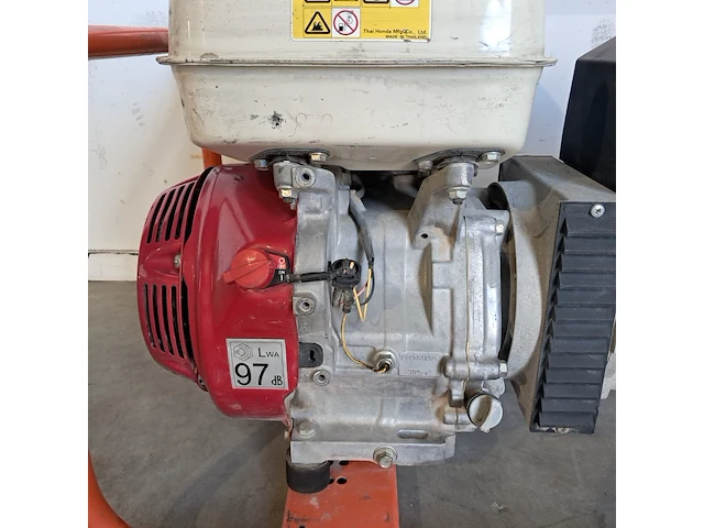 Aggregaat benzine 6,5kva 1x230v ra 1x400v, europower generators, ep6500t, 2015 - afbeelding 6 van  11