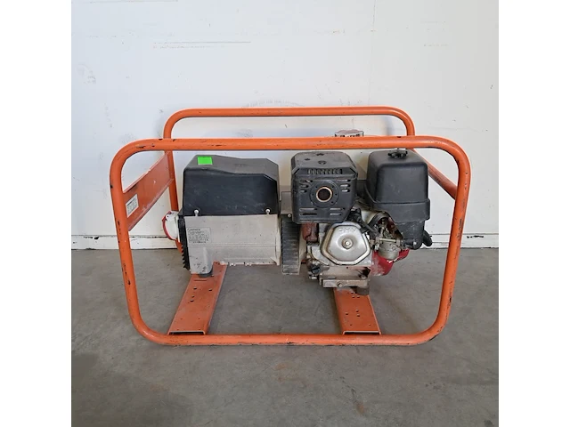 Aggregaat benzine 6,5kva 1x230v ra 1x400v, europower generators, ep6500t, 2015 - afbeelding 9 van  11