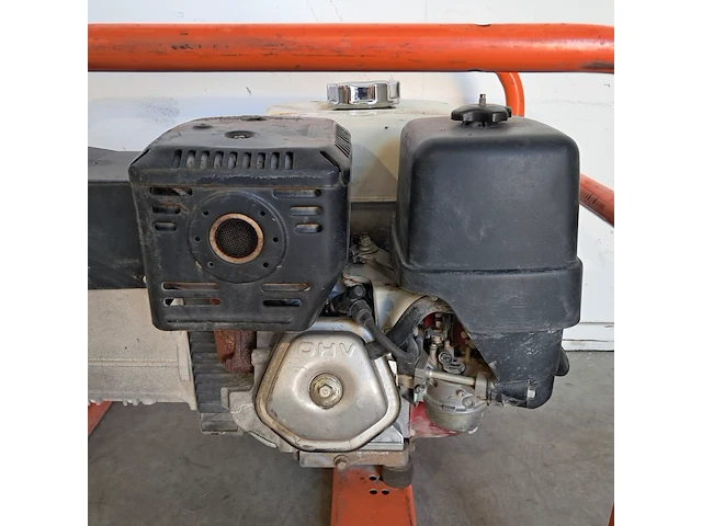 Aggregaat benzine 6,5kva 1x230v ra 1x400v, europower generators, ep6500t, 2015 - afbeelding 10 van  11