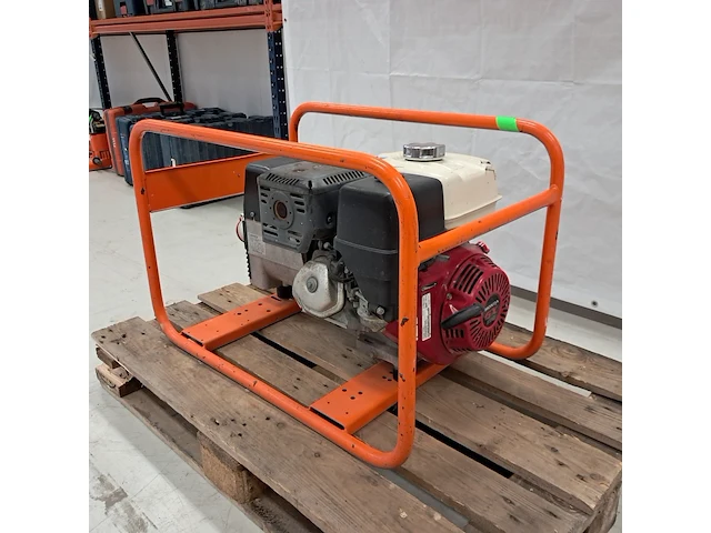 Aggregaat benzine 6,5kva 1x230v ra 1x400v europower generators, ep6500t, bouwjaar 2014 - afbeelding 3 van  7
