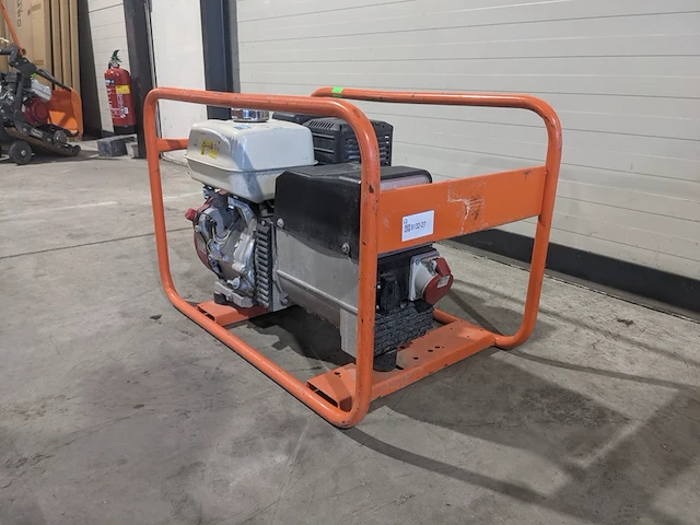 Aggregaat benzine 6,5kva 1x230v ra 1x400v europower generators, ep6500t, bouwjaar 2017 - afbeelding 12 van  22