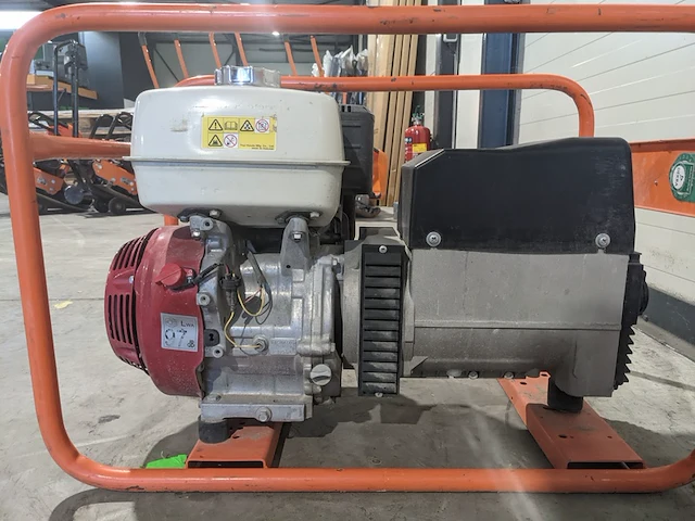 Aggregaat benzine 6,5kva 1x230v ra 1x400v europower generators, ep6500t, bouwjaar 2017 - afbeelding 22 van  22