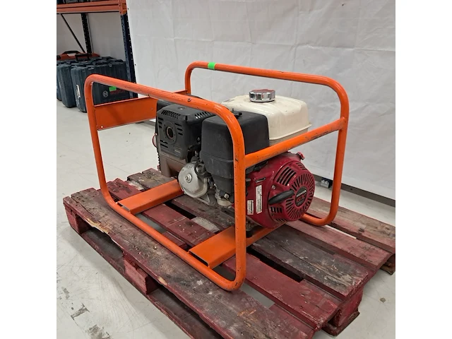 Aggregaat benzine 6,5kva 1x230v ra 1x400v europower generators, ep6500t, bouwjaar 2018 - afbeelding 2 van  8