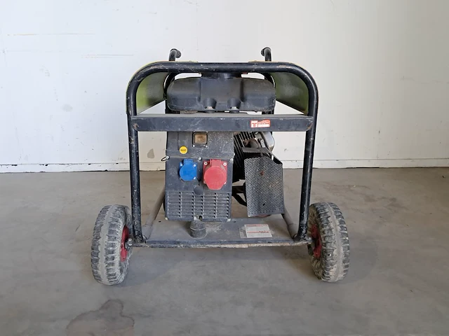 Aggregaat benzine 6,5kva 1x230v ra 1x400v pramac, es8000 thi avr, bouwjaar 2009 - afbeelding 3 van  10