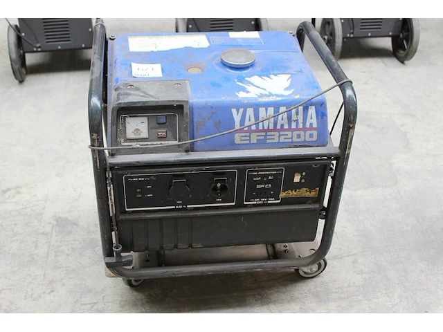 Aggregaat yamaha ef3200. - afbeelding 2 van  2
