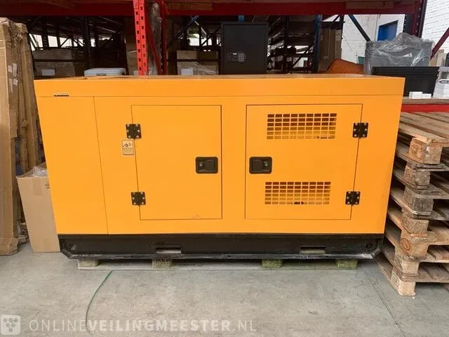 Aggregaat/diesel generator 70kva bouwjaar 2022 - afbeelding 1 van  6