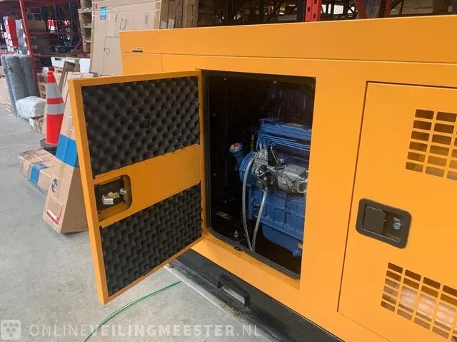 Aggregaat/diesel generator 70kva bouwjaar 2022 - afbeelding 3 van  6