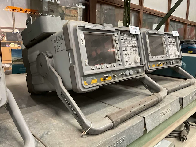 Agilent e4407b spectrum analyzer - afbeelding 1 van  6