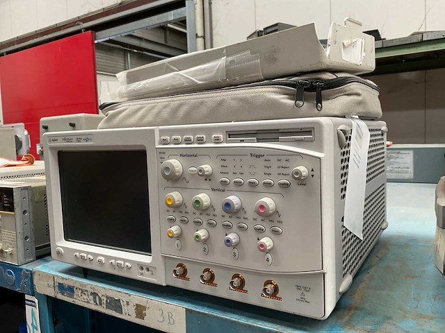 Agilent oscilloscope - afbeelding 3 van  4