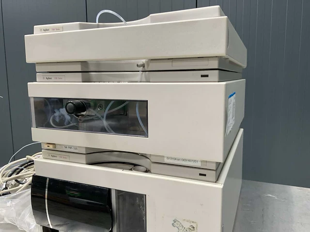 Agilent technologies 1100 series hplc systeem tower - afbeelding 3 van  8