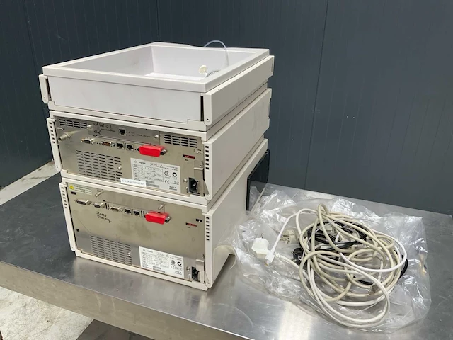 Agilent technologies 1100 series hplc systeem tower - afbeelding 6 van  8