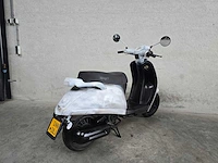 Agm - bromscooter - swan - 4t 45km uitvoering dnn38j - afbeelding 5 van  7