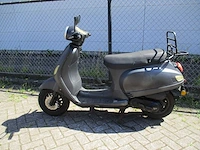 Agm - bromscooter - vx 50 riva - scooter - afbeelding 1 van  10