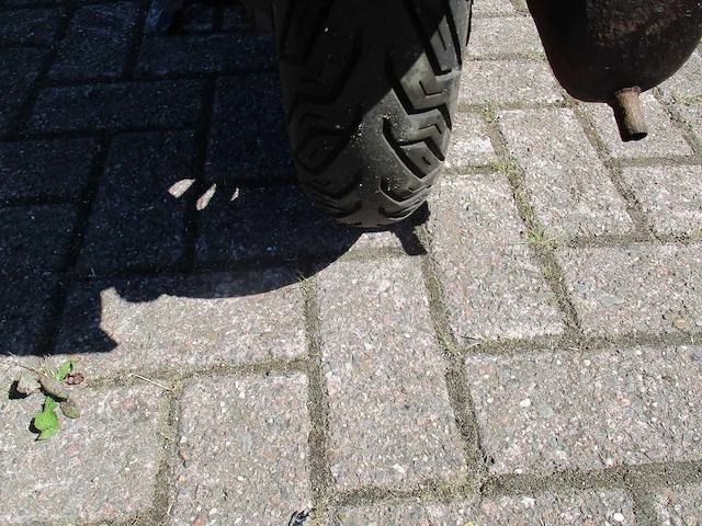 Agm - bromscooter - vx 50 riva - scooter - afbeelding 9 van  10