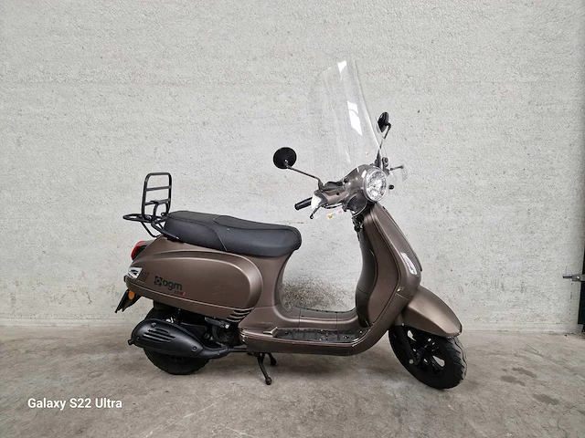 Agm - bromscooter - vx50 - 4t 45km uitvoering - afbeelding 4 van  7
