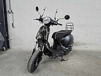 Agm - bromscooter - vx50 plus injectie - 4t 45km uitvoering flh69r - afbeelding 3 van  7