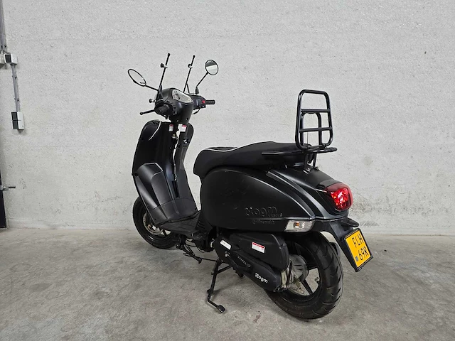 Agm - bromscooter - vx50 plus injectie - 4t 45km uitvoering flh69r - afbeelding 6 van  7