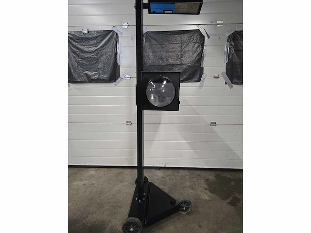 Agm - hl26 - various garage tools - afbeelding 4 van  7