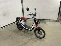 Agm - snorscooter - e-scooter - afbeelding 9 van  16