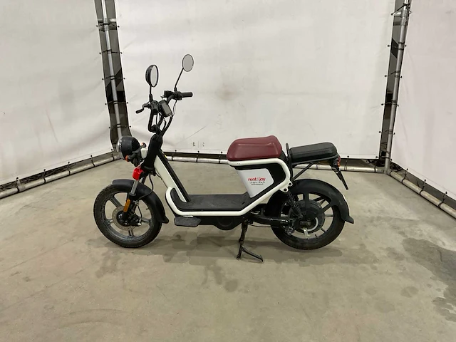 Agm - snorscooter - e-scooter - afbeelding 10 van  16