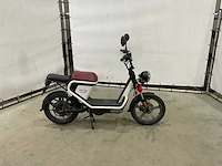 Agm - snorscooter - e-scooter - afbeelding 11 van  16