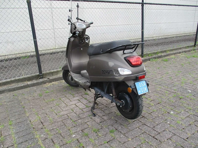 Agm - snorscooter - e-vx50 - e-scooter - afbeelding 2 van  11