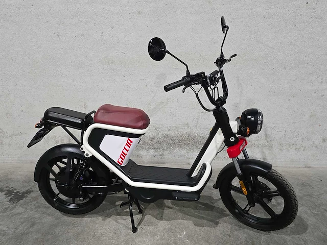 Agm - snorscooter - goccia gev1000 20ah - elektrische 25km uitvoering fdk52t - afbeelding 2 van  8