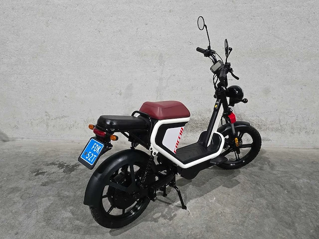 Agm - snorscooter - goccia gev1000 20ah - elektrische 25km uitvoering fdk52t - afbeelding 6 van  8