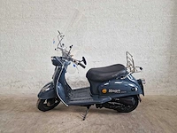 Agm - snorscooter - new flash - 4t 25km uitvoering f171pg - afbeelding 1 van  7