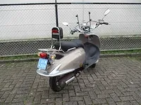 Agm - snorscooter - retro - scooter - afbeelding 9 van  11