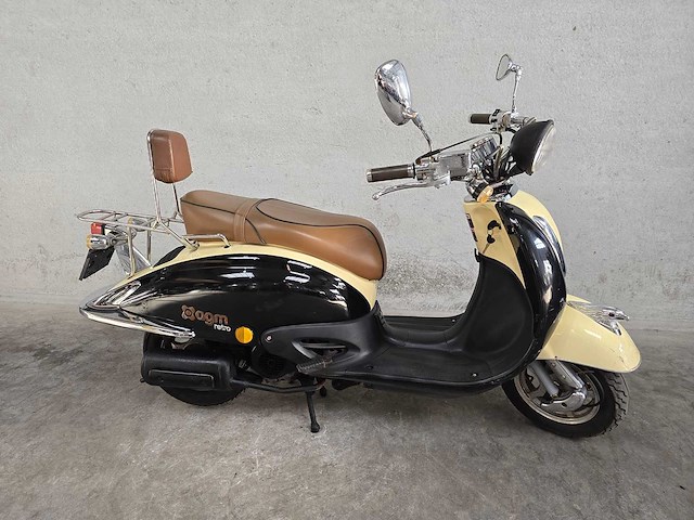 Agm - snorscooter - retro extra - 4t 25km uitvoering f180jp - afbeelding 2 van  7
