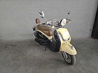 Agm - snorscooter - retro extra - 4t 25km uitvoering f180jp - afbeelding 3 van  7