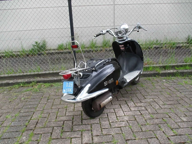 Agm - snorscooter - retro extra - scooter - afbeelding 6 van  9