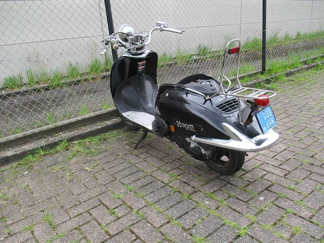 Agm - snorscooter - retro extra - scooter - afbeelding 8 van  9