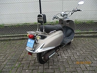 Agm - snorscooter - v 641 retro - scooter - afbeelding 9 van  11