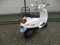 Agm - snorscooter - vx 50 - scooter - afbeelding 9 van  11