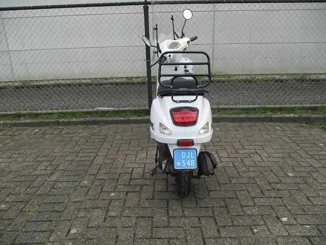 Agm - snorscooter - vx 50 - scooter - afbeelding 10 van  11