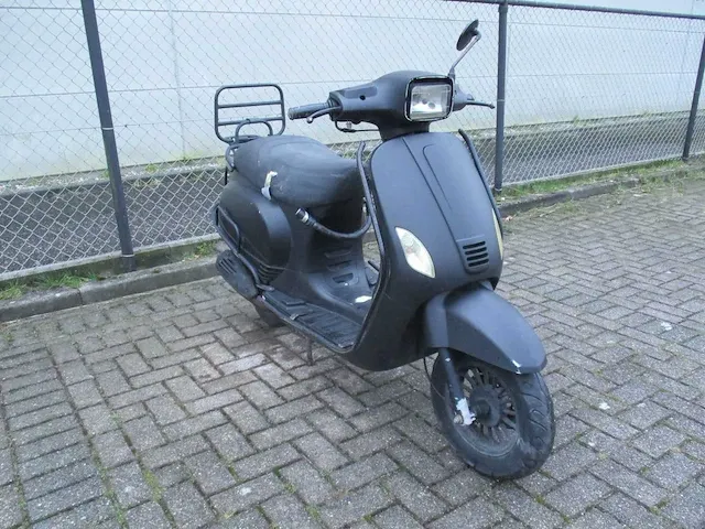 Agm - snorscooter - vx 50 - scooter - afbeelding 4 van  9