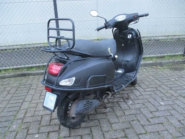 Agm - snorscooter - vx 50 - scooter - afbeelding 6 van  9
