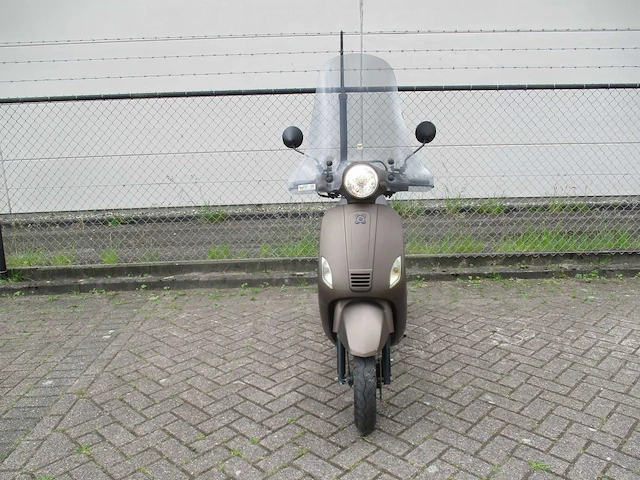 Agm - snorscooter - vx 50 riva - scooter - afbeelding 5 van  11