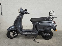 Agm - snorscooter - vx50 - 4t 25km uitvoering ffh19r - afbeelding 1 van  7