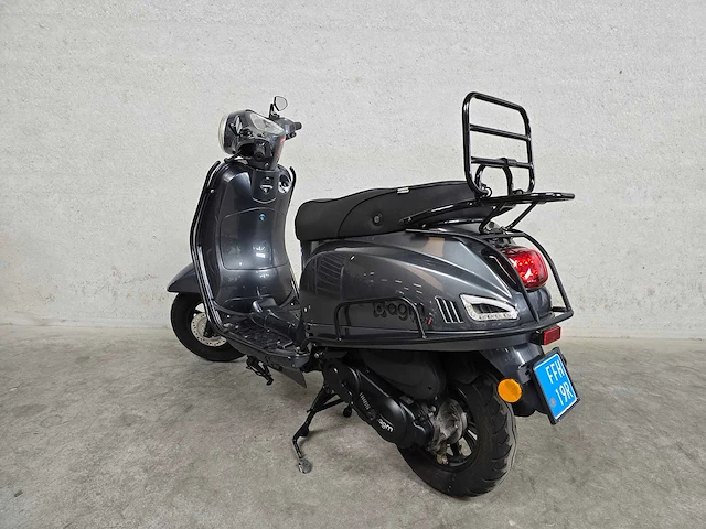 Agm - snorscooter - vx50 - 4t 25km uitvoering ffh19r - afbeelding 6 van  7