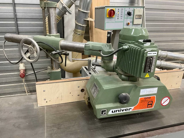 Agm base 45 freesmachine - afbeelding 6 van  13