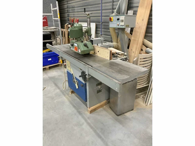 Agm base 45 freesmachine - afbeelding 8 van  13