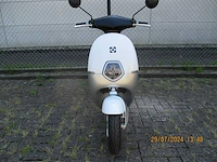 Agm eco ecooter - snorscooter - e1 s - scooter - afbeelding 7 van  13