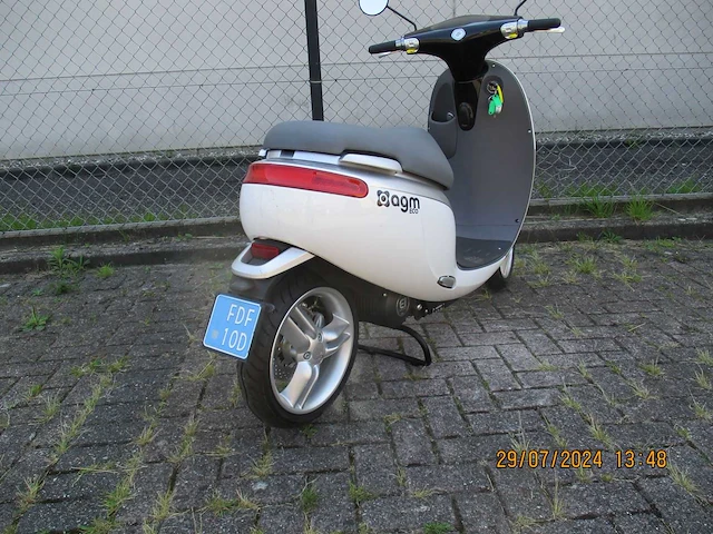 Agm eco ecooter - snorscooter - e1 s - scooter - afbeelding 11 van  13