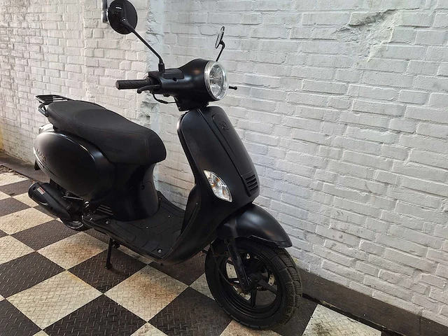 Agm estate vx50p 25 km snorscooter 4takt - afbeelding 7 van  7