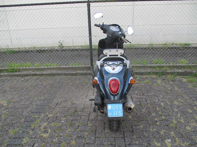 Agm jiajue - snorscooter - jj50qt-21 classic - scooter - afbeelding 8 van  11